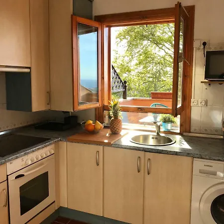 Apartamento Junto A Comillas * Canales (Cantabria)